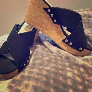 Beautiful wedge slide sandal!